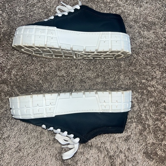 Authentic Prada platform/stacked sneaker - Picture 6 of 12